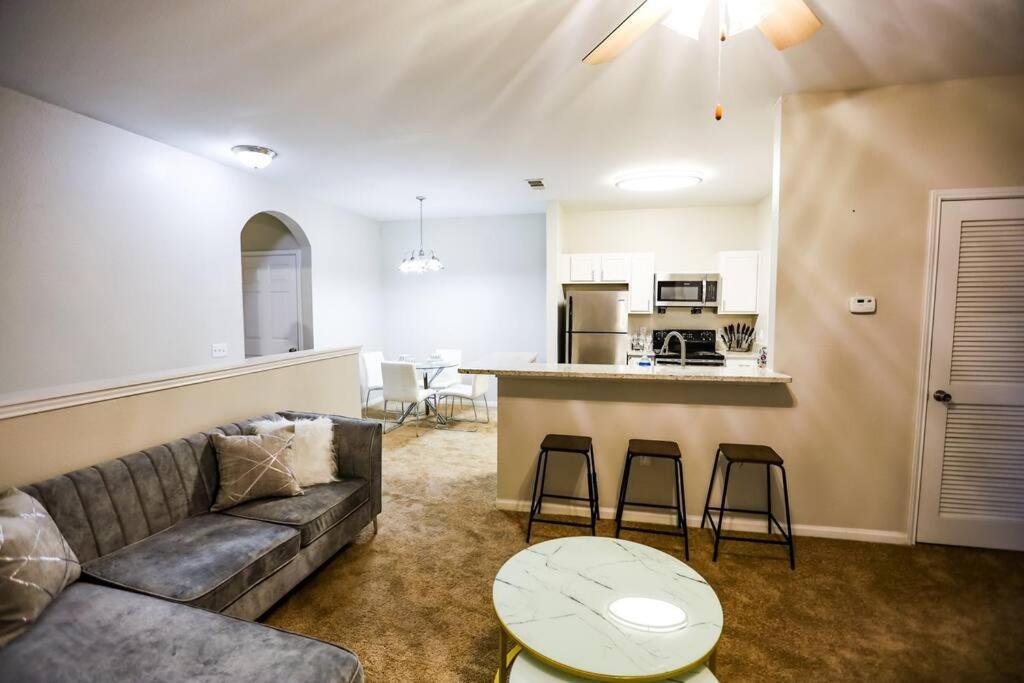 Lux 2Bd 2Ba Minutes From The Water Apartment Pensacola Exterior foto